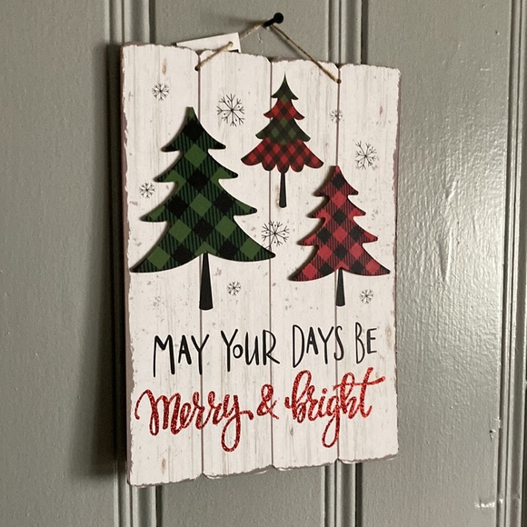 NWT Holiday Farmhouse Wooden- May Your Days Be Merry & Bright Decoration Sign - Picture 2 of 5
